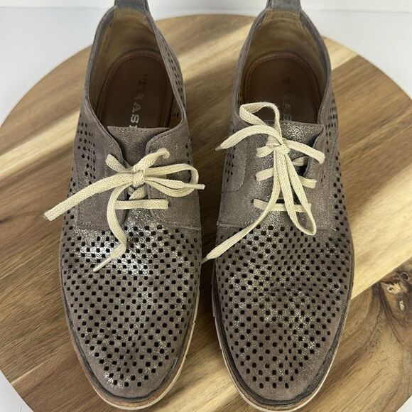 TRASK Lena Perforated Oxford Sneakers Shoes Metallic 6.5 - Picture 9 of 10
